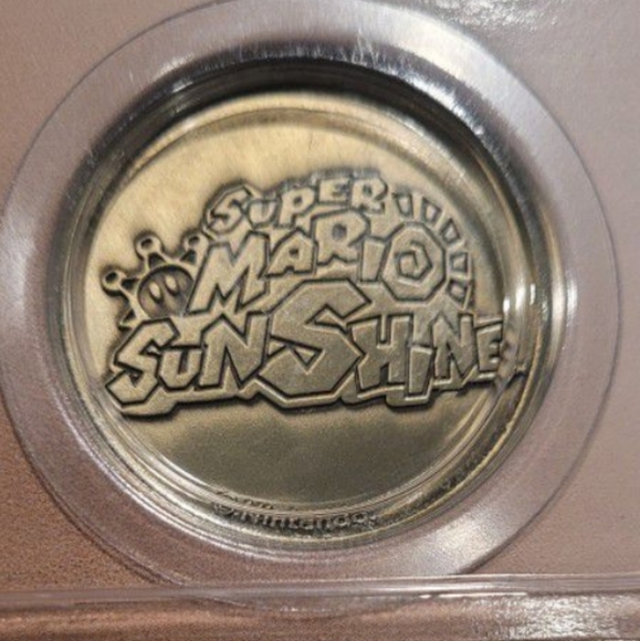 Three piece super Mario Bros bros collectible coin set. Free shipping - Picture 5 of 11
